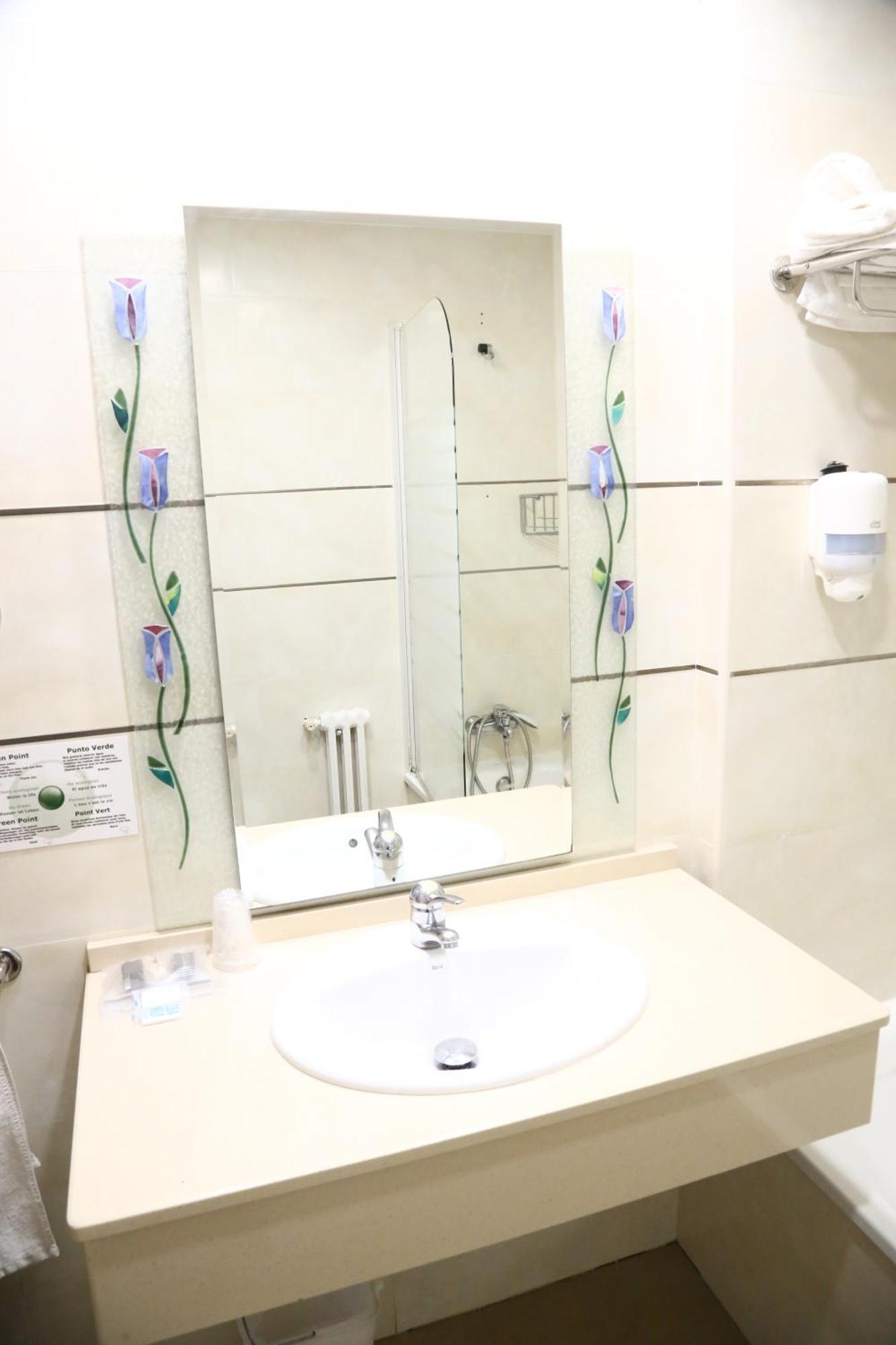 Hostal Real Пласенсия Екстериор снимка