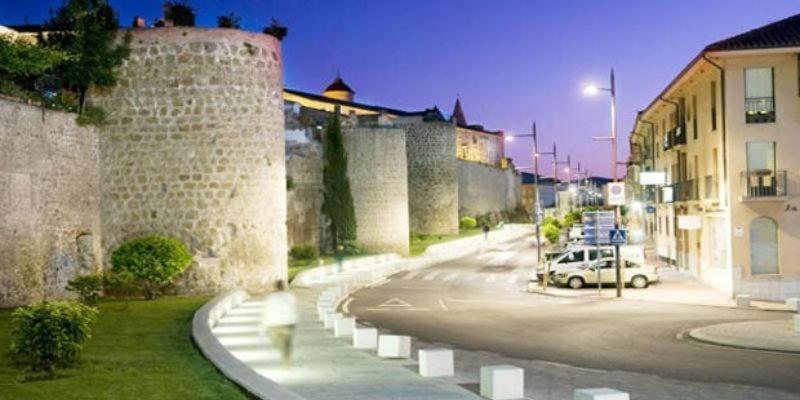 Hostal Real Пласенсия Екстериор снимка
