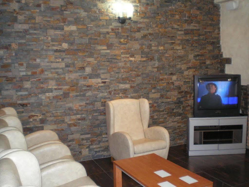 Hostal Real Пласенсия Екстериор снимка